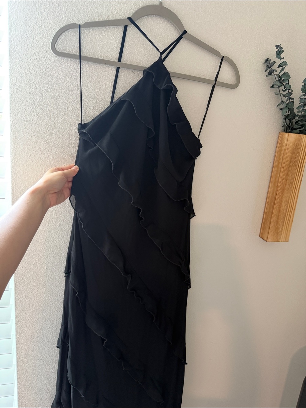 Morgan & Co. Black One-Shoulder Ruffle Evening Dress